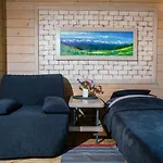 Krokus House 3* ורחובינה