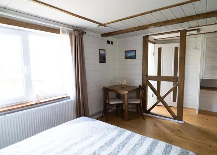 Krokus House 3*
